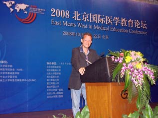 Vortrag Univ.-Prof. Dr. Gerhard W. Hacker in Peking (c) Ursula Demarmels